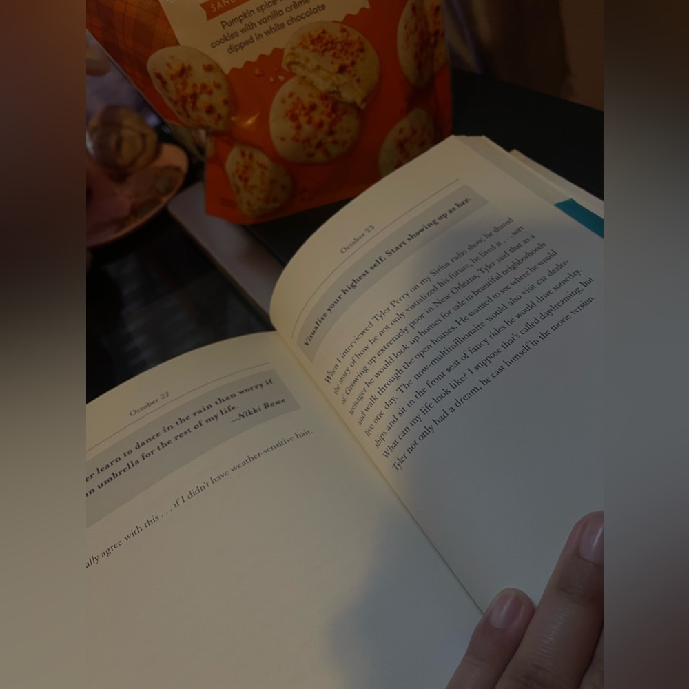 Daily Quote Book - Picture 3 of 4
